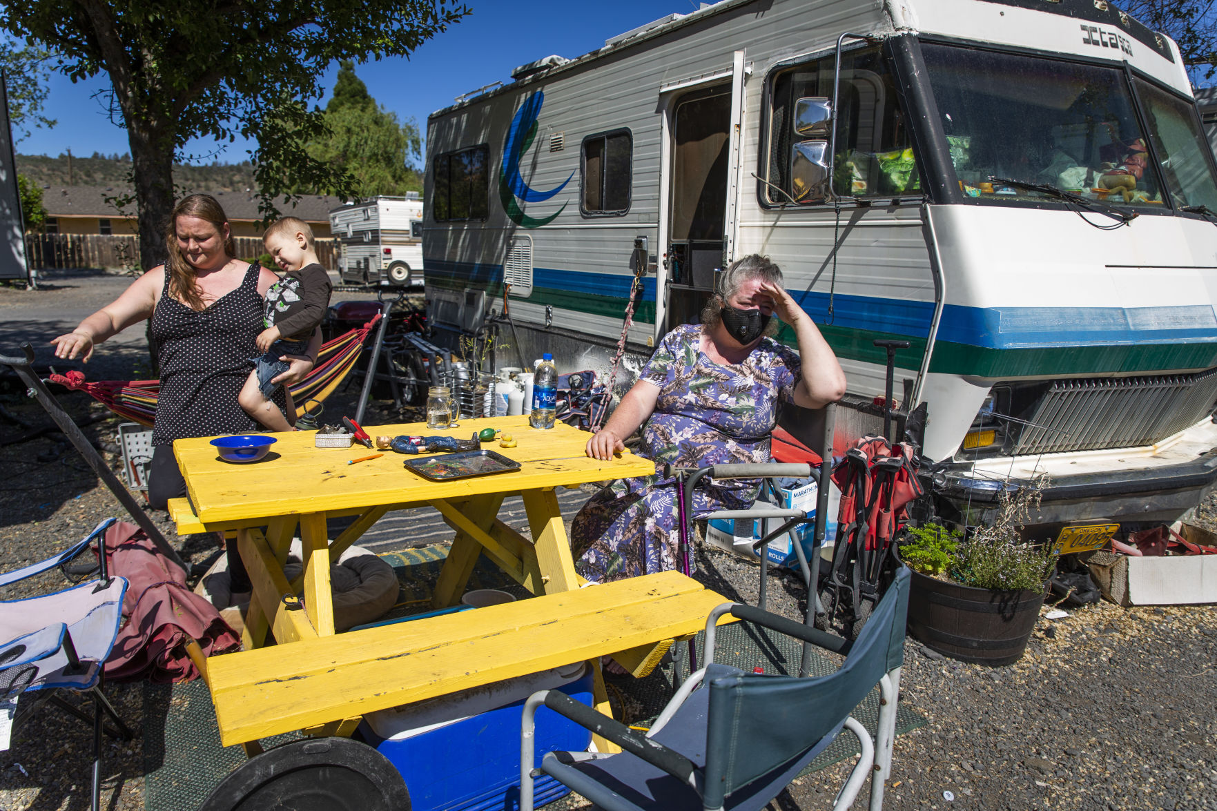 Oregon Motel 8 and RV Park - West and Brown